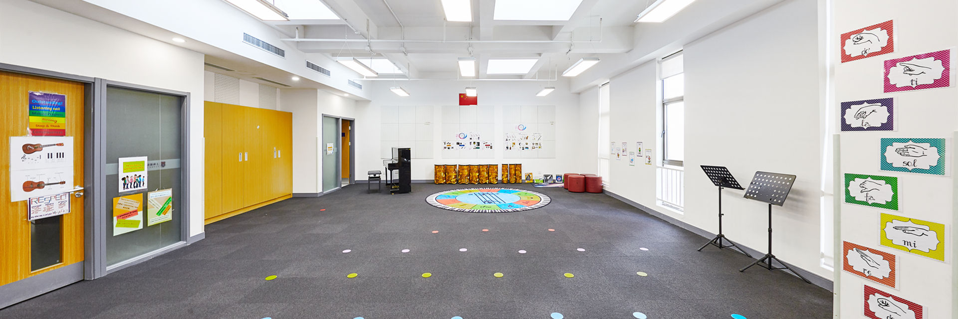 Shanghai Vanke Bilingual School(Puxi) & Vanke School Pudong image
