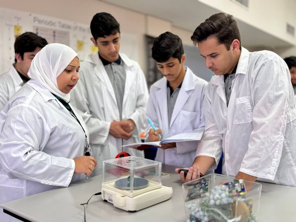 Iqraa American School image