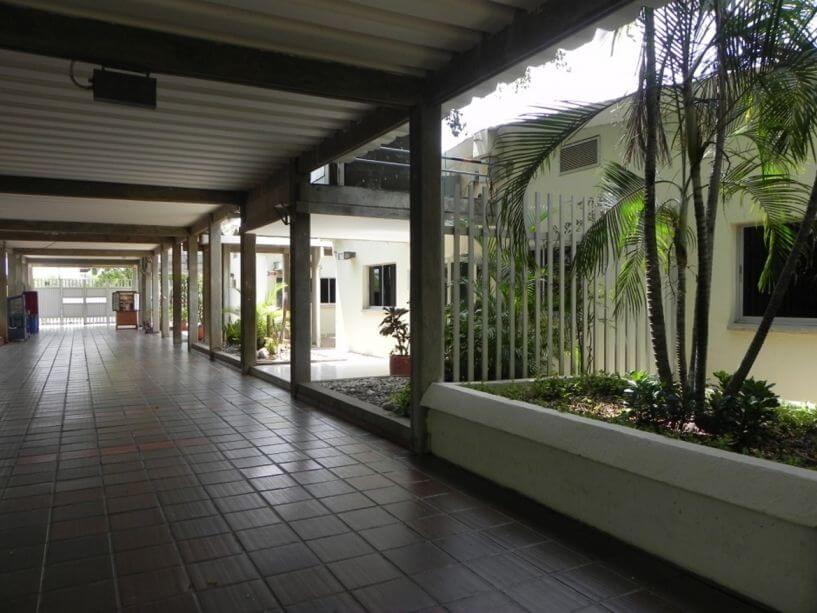 Colegio Albania image