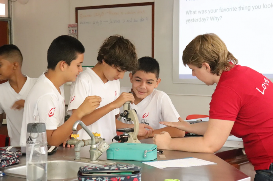 Fundacion Liceo Ingles image