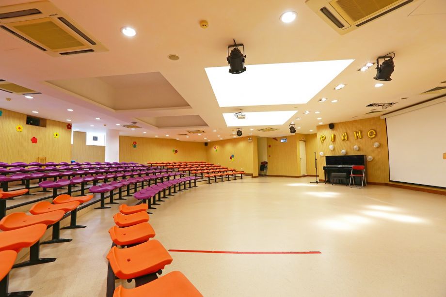 Hou Kong Premier School image