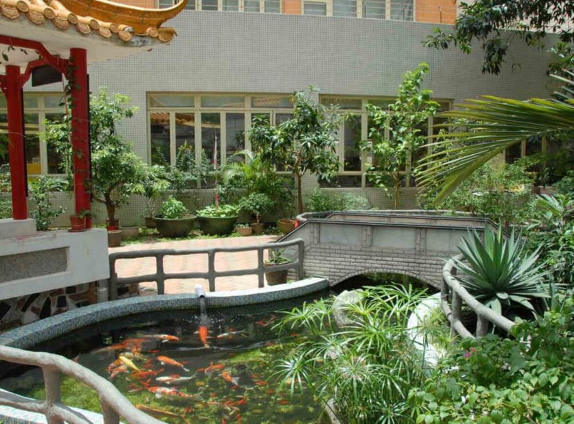 Hou Kong Premier School image