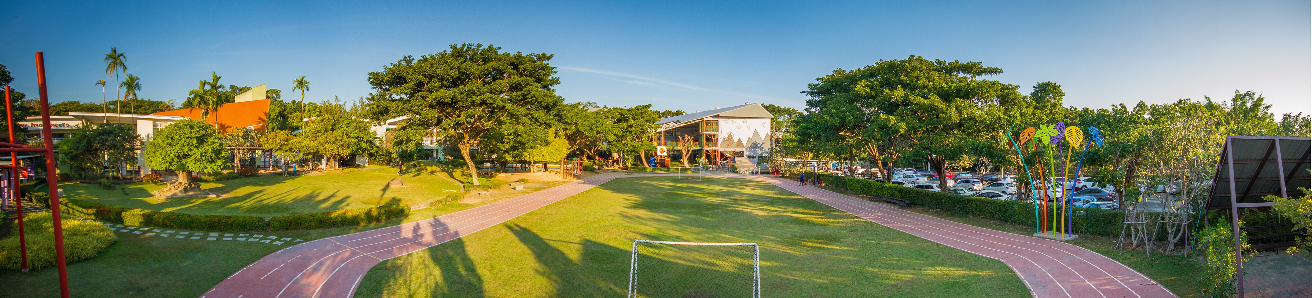Tonkla School image
