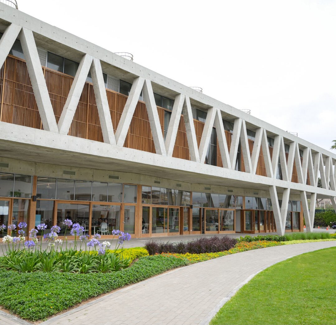 Aleph School image